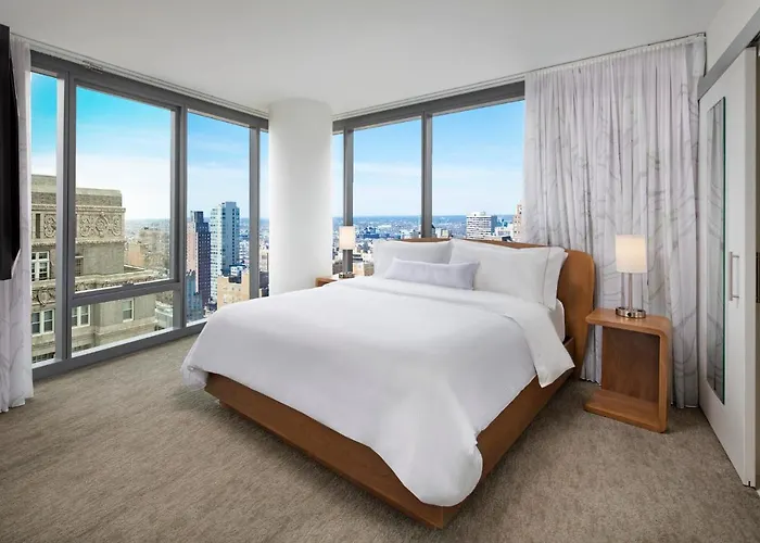 One-Bedroom King Suite